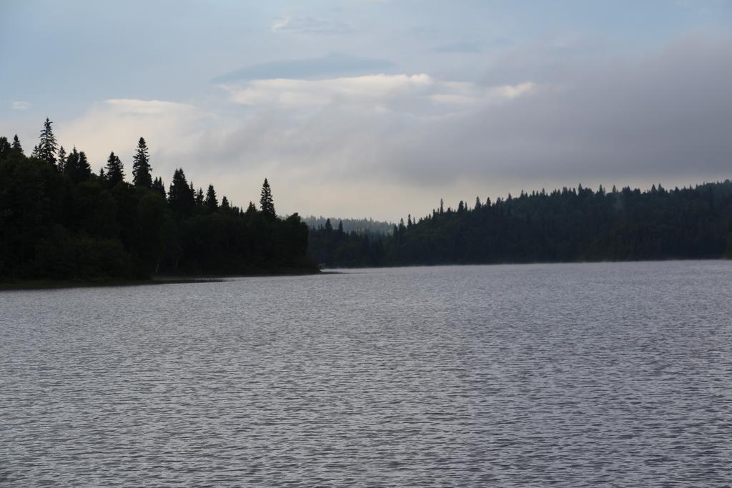 Catfish Lakefront Cabins & Campground Wawa Exterior foto