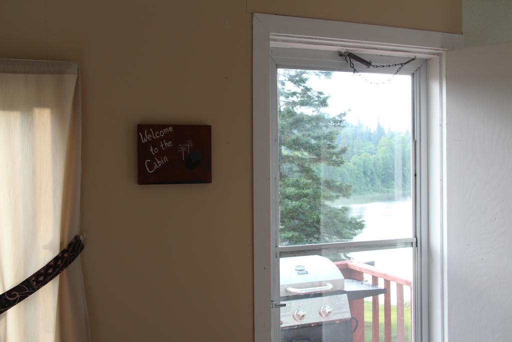 Catfish Lakefront Cabins & Campground Wawa Exterior foto